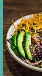 Lettuce 🥬 not forget: You can still crush clean eating AND your cravings. DUH! Bowls are here to bless your January with the sassiest damn salad you’ve ever had 💁‍♀️ Healthy? Yes. Delicious? ALWAYS. 🥗😏💪✨🔥 #BigBuns #BowlGoals #HealthyButMakeItYum #NoBunIntended #DMVEats | Big Buns