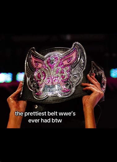 the divas belt was so iconic #diva #wwe #wwedivas #divaschampionship #womensdivsion
