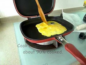 Making Omelette Roll