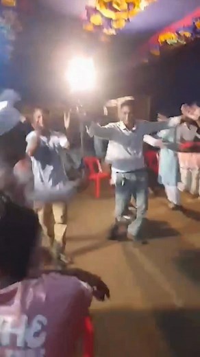 43K views · 1.3K reactions | Old Hindi song. Singer Arman Qawal. Mob.01869543722.. | Singar Arman Qawal | Facebook