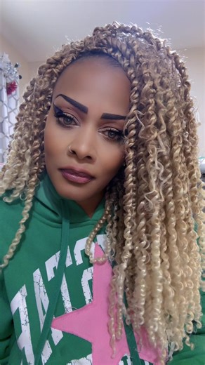 HOPIE♑️🐐 (@hopiindian2)’s videos with Beauty care - Dih