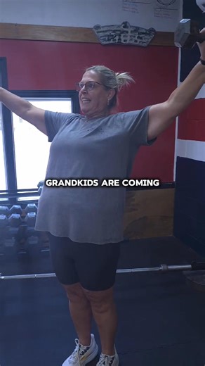 FINISH STRONG 2025 Week 2 highlight reel is here, and Coach Abbey’s favorite cue is pretty obvious 😅 Take a shot every time she says “hold it”, or, if you value your liver, do a push-up instead. We’ve got a ton of Week 3 footage we’re sorting through, results coming soon! 👊 Week 4… buckle up.😉 | Freedom Strength and Fitness