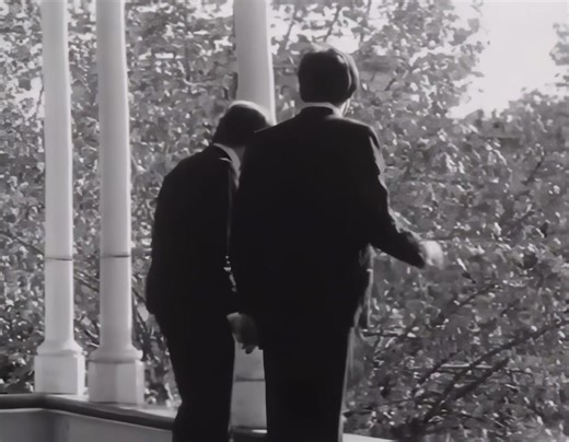 From Chuck Berry to The Beatles, 'Roll Over Beethoven' is the anthem that shook the world of rock and roll! 🎸 The Beatles’ version of Chuck’s classic shows how his music crossed oceans and inspired generations. 🌍 Watch this iconic performance and feel the fire of rock history! 🔥 The Beatles Tell us—what’s your all-time favorite Chuck Berry cover? 🎶 Drop it below and keep the rock and roll legacy alive! 👇 #ChuckBerryLegacy #RockAndRollHistory #TheBeatles #RollOverBeethoven #RockAndRoll #Musi