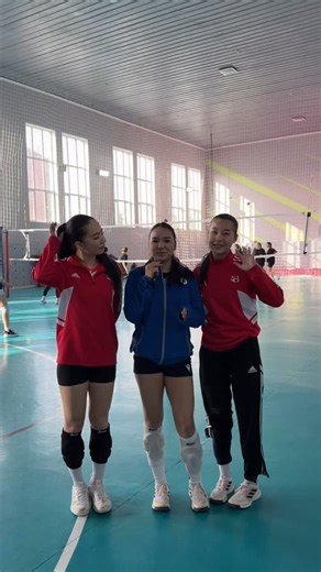 VOLLEYSHOP🏐 on Instagram: "kubok volleyshop musobaqamizga Vb Team joasi keldi qatnashgani xurmat qlib kelishganj uchun kattakon raxmat"