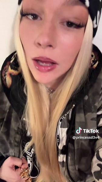 princessd3v4 (@princessd3v4)’s videos with original sound - 🎧