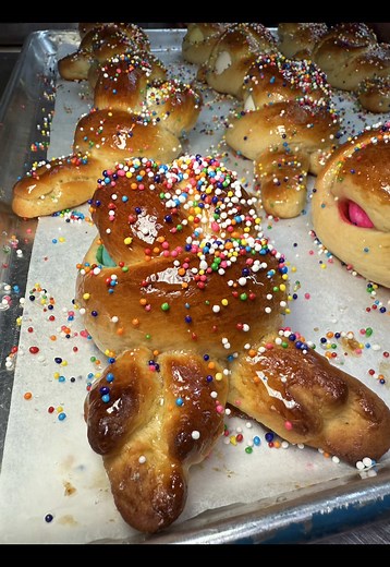 Delicious Sweet Easter Bread from Brooklyn Bakery