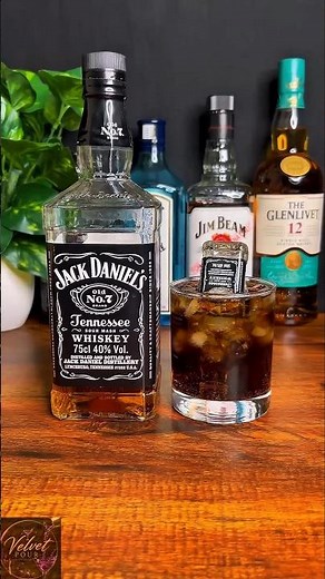 Jack Daniel's & Coke 🥃🥤 | The Perfect 2-Ingredient Whisky Cocktail
