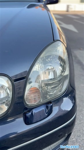 Voici la réponse du Turbokezako du jour en vidéo , c est une Lexus Gs 300 2eme gén S160 de 1998 ;)