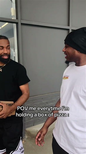 Krusty crab pizza 😂🍕#spongebob #viral #fyp