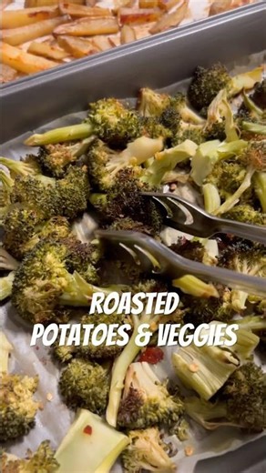 oven Roasted Veggies #roasted #roast #veggies #baked #potato #sweetpotato #healthysnacks #dinner