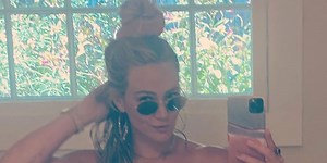 Hilary Duff Just Posted A Bikini Selfie Showing Off Her Incredibly Toned Abs