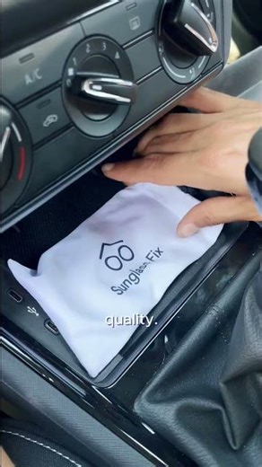 Repair your Scratched Lenses with Charlotte