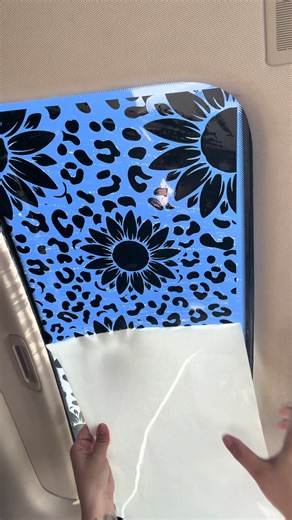 After the last sunroof decal video went viral (2M views 😳), I saw sooo many requests for sunflowers cheetah print… so of course I had to make one. 🌻🐆 A few quick FAQs from the comments on the last video: • Can you still open and close your sunroof? Yes! Just wait about 48 hours after applying so the vinyl can fully adhere first. • Inside or outside of the glass? Either works! You can apply these on the inside or the outside of the sunroof. • Why did I put mine on the inside? It was a little e