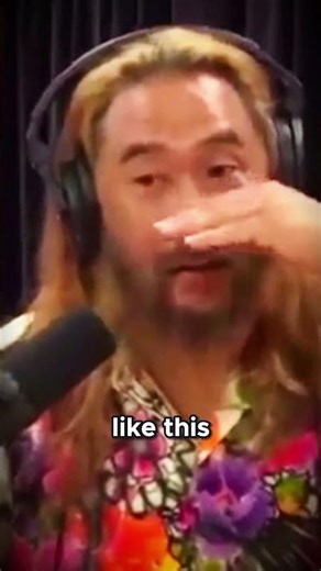 Drawing Dinosaurs and Dodging Leeches: David Choe’s Wild Congo Expedition | Joe Rogan