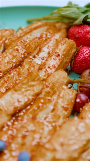 Easy Fried Halloumi Recipe With Warmed Honey | The Mediterranean Dish