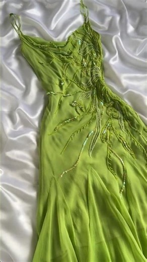 Tinkerbell’s Dress in silk 🧚🏻 #vintage #dress #fyp #tinkerbell #fairy