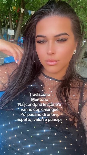 Video di Alessia 👑 (@alessya.ve) con son original - Musica