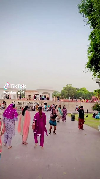 Mastering Backflip Techniques in Parkour
