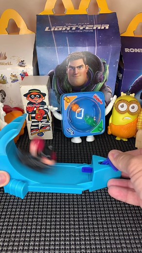 Unboxing Extremely Goofy Movie Happy Meal Toy in Slow Motion!