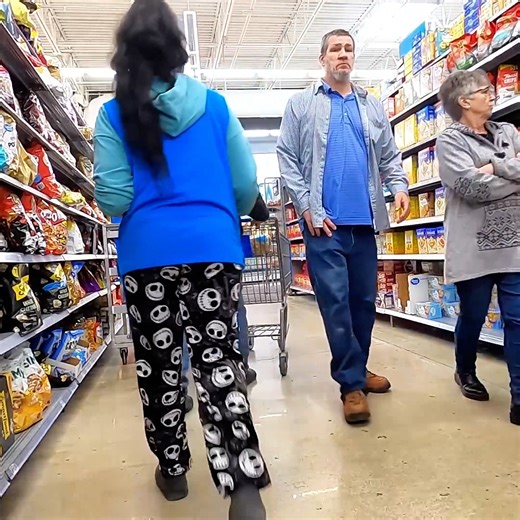 139K views · 2.9K reactions | Stinky Fart Spray Prank | Super Stupid Poop | Facebook