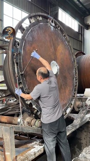 Mit dieser einfachen Methode verdient er Millionen!