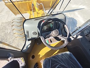 [Hot Item] Advanced Hydraulic Landfill Compactor for Efficient Waste Management