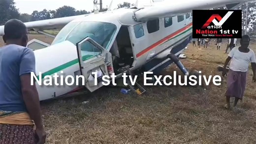 Bhubaneswar- Rourkela- Bhubaneswar chartered plane made an emergency landing near Jalada, resulting in 6 passenger injuries including pilots . The injured were shifted to Govt .hospital with help of local villagers and 3 fire brigade teams were pressed into service for rescue operations. #BreakingNews #Rourkela #Odisha | Rourkela Khabar 24X7
