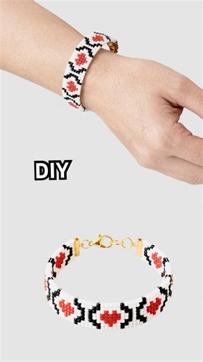 Beading loom technique DIY bracelet pattern #shorts #bracelet