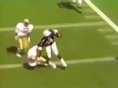 Bo Jackson Stiff Arms Deion Sanders