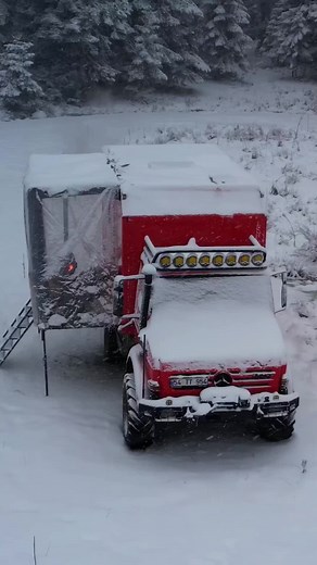 365 Gün Doğada: Unimog Offroad Camping Deneyimi