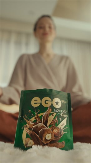 Ego można posłuchać, ale czy można je otworzyć? My udowadniamy, że tak :-) Nasza nowa seria spotów dla marki Vobro to krótka instrukcja obsługi przyjemności: 1. Odetnij się od bodźców. 2. Skup się na sobie. 3. Otwórz swoje EGO. Jak? #ArtcoreProduction #Vobro #EGO #Mindfulness #NowySpot #Cinematography #SelfCare #VideoMarketing | Artcore