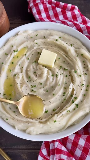 33K views · 41 reactions | Here's How to make Garlic Mashed Potatoes...