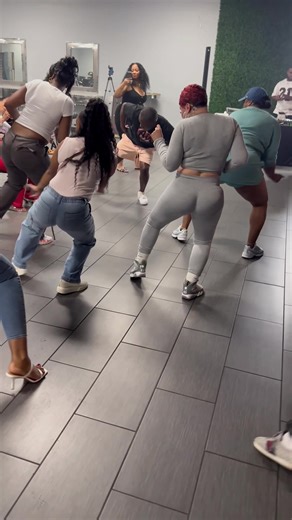 Learn to Dance the Stanky Leg: Easy Steps Guide