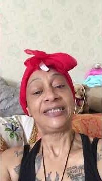 Crazy Black Granny introduces herself 💜👵🏾💜