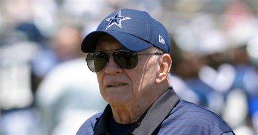 Jerry Jones Names Greatest Dallas Cowboys Player of All Time