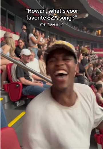 Explore Your Favorite SZA Songs and Concert Moments