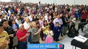 ⚠️ ALERTA ⚠ ALERTA ⚠ ALERTA ⚠ EVANGELISTA GARY LEE TOCANDO EL PIANO Y CANTANDO ALGUNOS HIMNOS DEL AYER🔥 www.garylee.com / 915-591-0011 | Evangelista Gary Lee