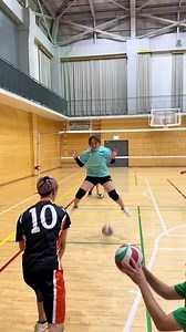 永遠のバレーボール: 仲間との結束