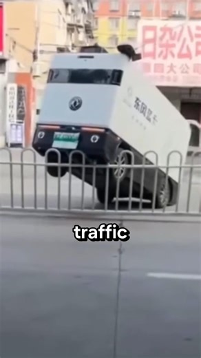 Chinese AI Delivery Robots 🚀