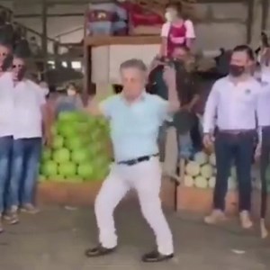 19K views · 671 reactions | #217 - Aphex Twin - Xtal | Random music/video | Facebook