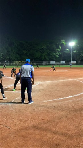 Nuestra categoría B: entrenamiento de kickingball y disciplina