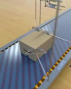 434K views · 23K reactions | You can get your packaging done in just 6 seconds!  Technology has made the packing so simple and faster. Check more such updated at TechVersions. | TechVersions | Facebook