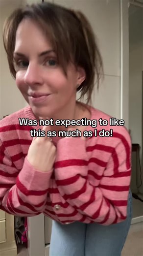 Charming Colorblock Cardigan for Winter Wardrobe