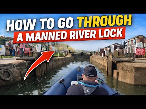 Entering a River Lock Like a Pro (Beginner Guide)