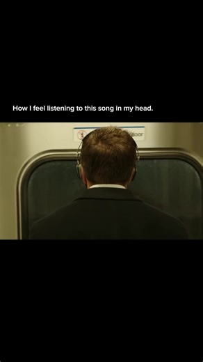 My favorite song 😌#dancinginthemoonlightsong #chillvibes #toploader #relatablecontent #fy #fypage #foryourenteratainment #movieclips#relatablememes