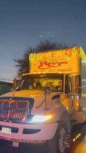 30K views · 391 reactions | Si se perdieron el desfile de ayer… aquí les dejo un resumen de lo que pasó‼️ excelente inicio de semana! | Adrián Hernández Alejandri | Facebook