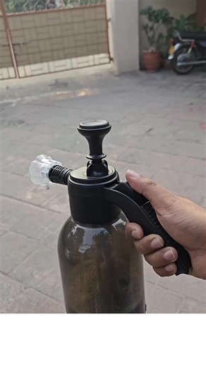 Smooth foam, clean results 🧼 Zingfix Foam Bottle Spray with Dual Nozzle gives you rich foam and adjustable spray control for an easy, pro-style car wash every time ✨ Order here: https://buff.ly/esW6MIA | PakWheels Auto Parts & Accessories