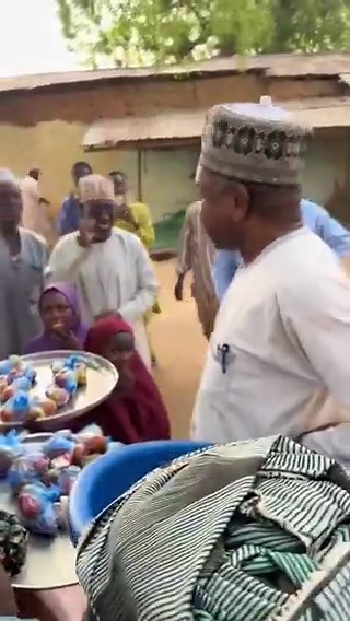 This is one of the delusions of being an elite in office, living in a bubble. You think you are so noble, helping the little people by talking to them and joking with them. You believe you should be praised for these acts, for interacting with them as... humans. No shame enters your heart that these little girls are hawking because their families have so few opportunities for survival. No sense of duty makes you lose sleep at night, thinking of how you can help these families. No humility to kne