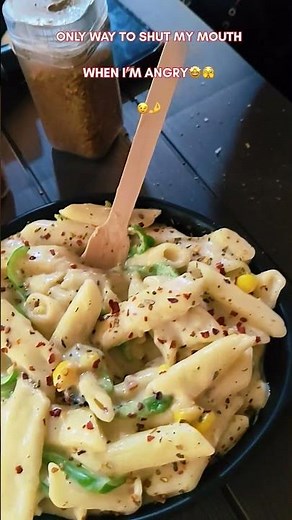 Creamy White Sauce Pasta – Simple, Cheesy & Irresistible! 🤍🍝