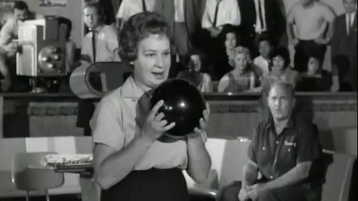 Hazel - S01E01 - Hazel and the Playground